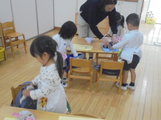 年少さん今日からお弁当