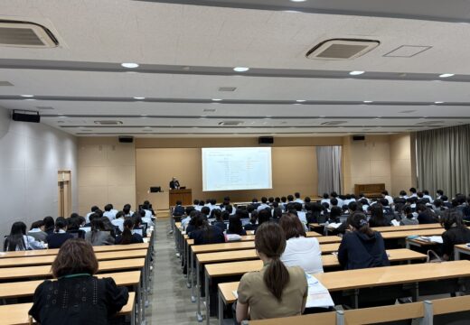 高３生徒＆保護者対象進路講演会を開催しました