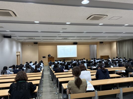 高３生徒＆保護者対象進路講演会を開催しました
