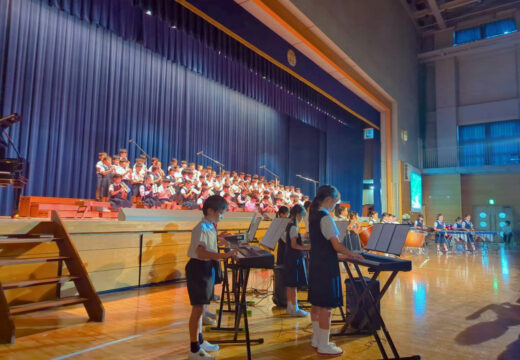〔小学校〕低学年 日出祭学芸会