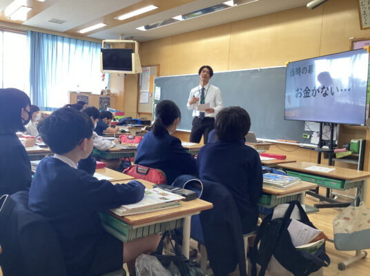 授業参観が行われました。