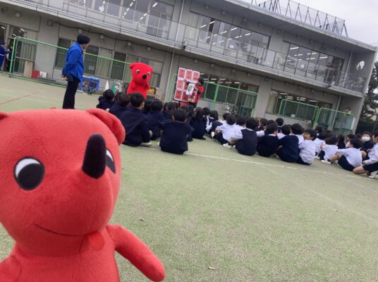 あの人気者が学校にやってきた！！