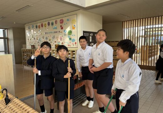 学校を支える活動！（５・６年　委員会活動）