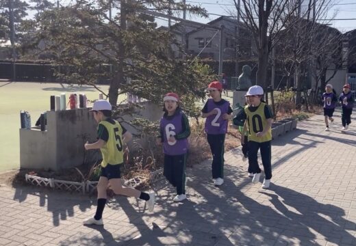 寒さを吹き飛ばせ！「日出駅伝」（３・４年 体育）