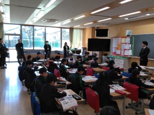 授業参観が行われました