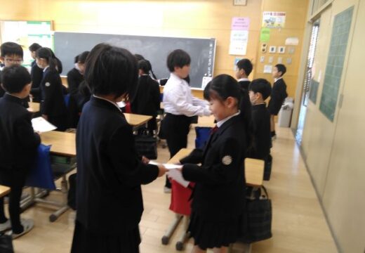 遊びの国へようこそ！招待状を渡したよ！（２年生　生活科）