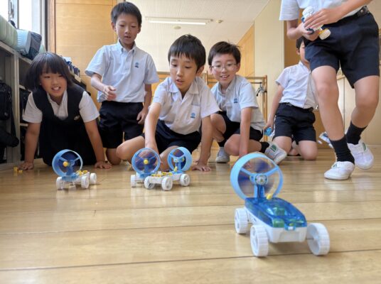 回路とは！電池のつなぎ方と電流のヒミツ！（４年生 理科）