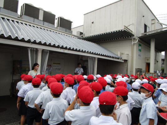 お店の工夫ってなんだろう？（３年生　社会科見学）